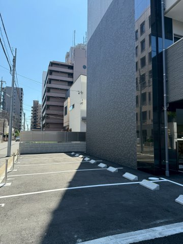 エスリード桜山ル・ヴェール　名古屋市賃貸　仲介手数料無料の駐車場