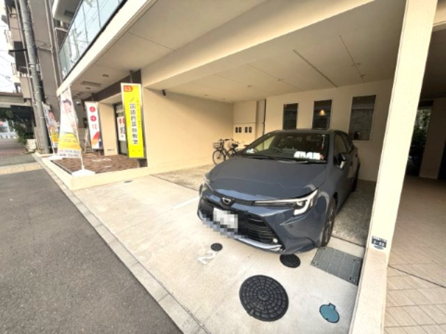 ソレイユ摩耶の駐車場