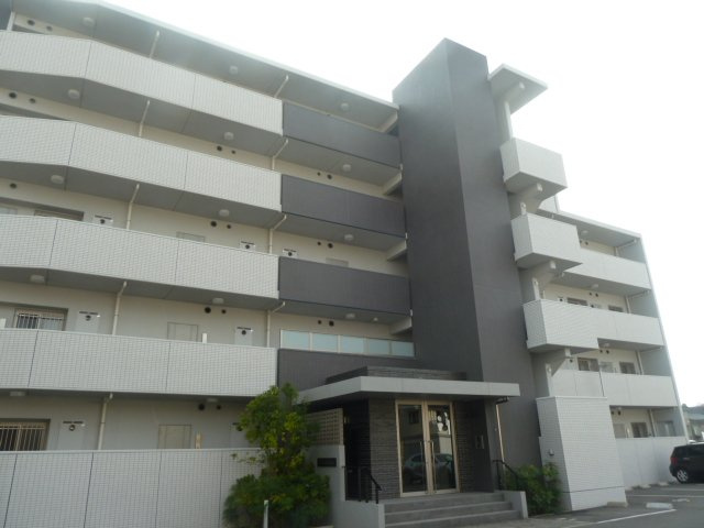 エスペーロ新在家の外観