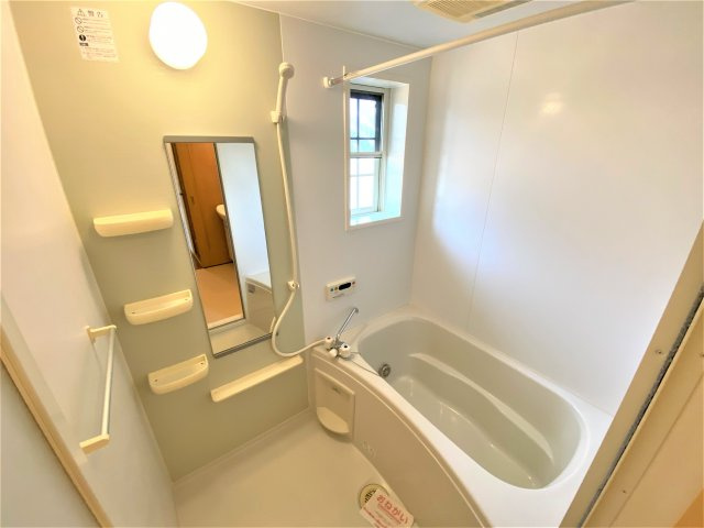 プリムヴェールⅠの浴室