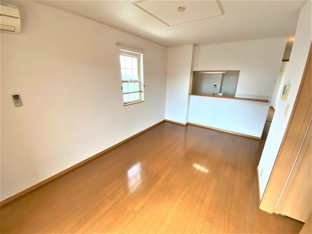 プリムヴェールⅠの居間・リビング