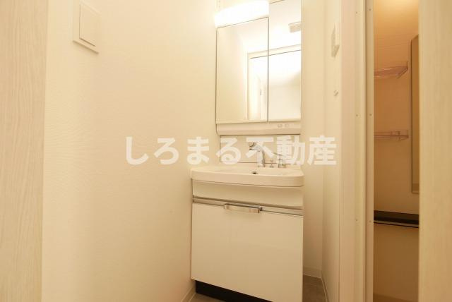 ソルテラス四天王寺前夕陽ヶ丘の洗面所