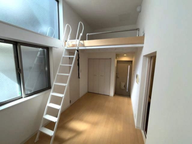 六甲アパートメントの居間・リビング