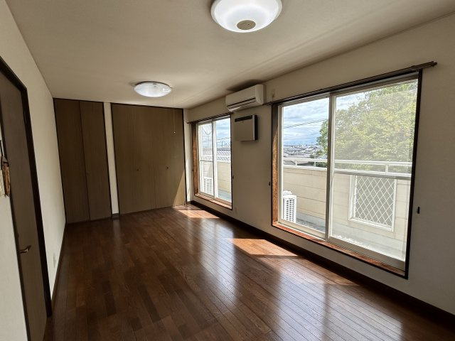 羽ノ浦町宮倉羽ノ浦居内中古戸建の洋室