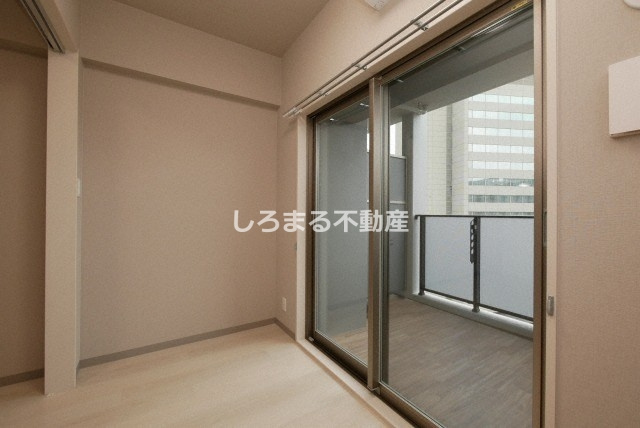 リヴェント難波サウスの洋室