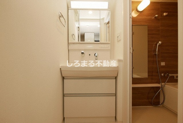 リヴェント難波サウスの洗面所