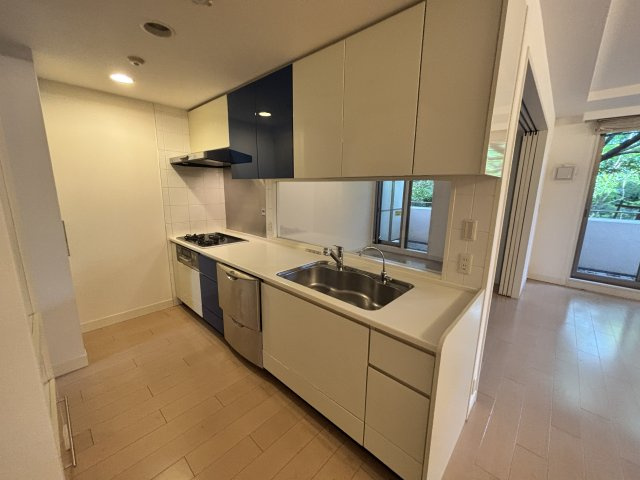 クラティオ御影山手一丁目のキッチン