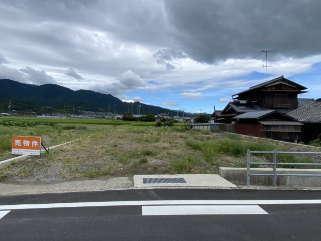 西条市丹原町今井の売地の外観