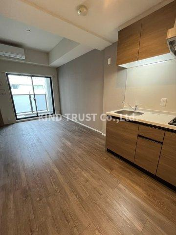 コンフォリア・リヴ南森町Ⅱの居間・リビング|ゆったりとした居間です