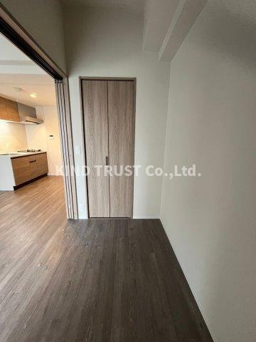 コンフォリア・リヴ南森町Ⅱの居間・リビング|ゆったり過ごせるリビングです