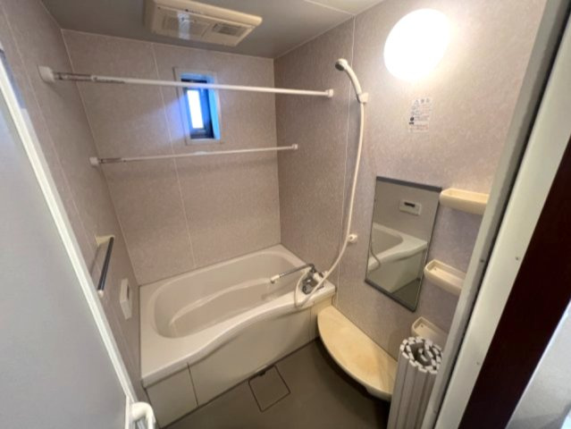 シャーメゾン本山北町の浴室