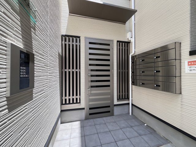 GRANDIRあびこのエントランス