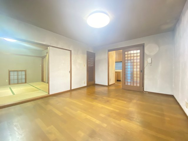 【居間・リビング】