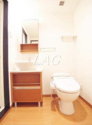 【トイレ】 | リブリ・SOLARE | トイレです。