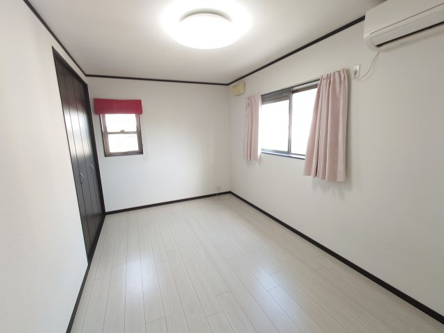 岩出市相谷・中古戸建・116091の洋室