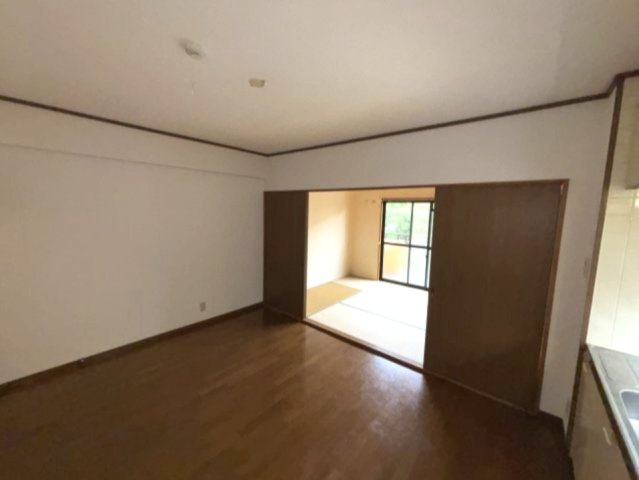 グレードタイム六甲の居間・リビング