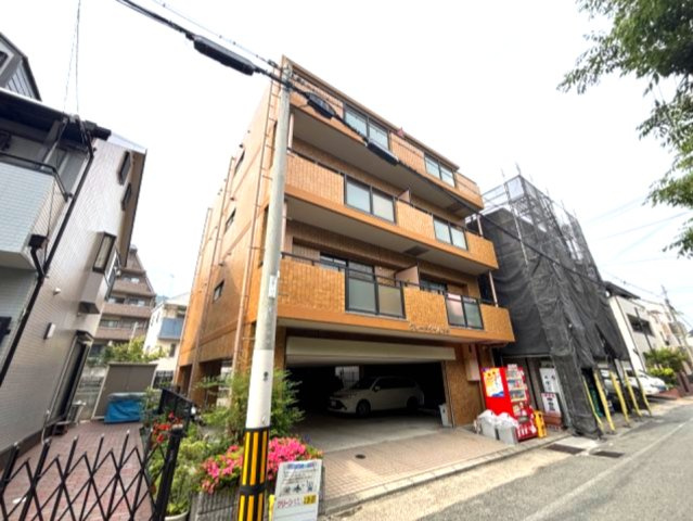 グレードタイム六甲の外観