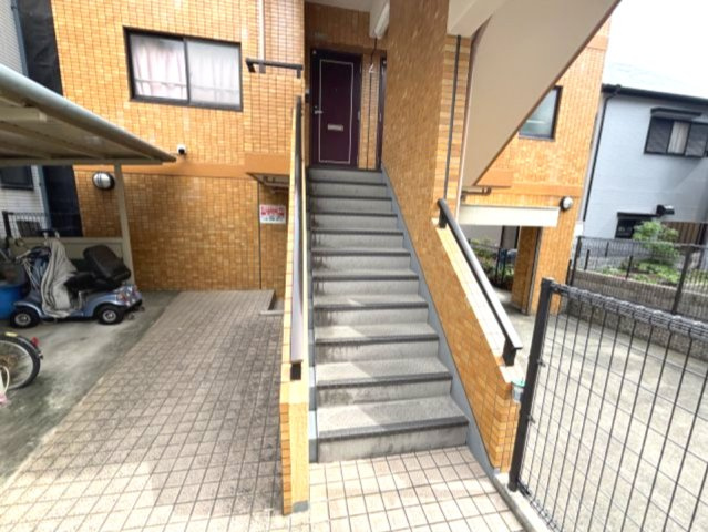 グレードタイム六甲のエントランス