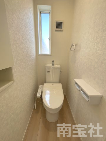 【トイレ】 | 2階