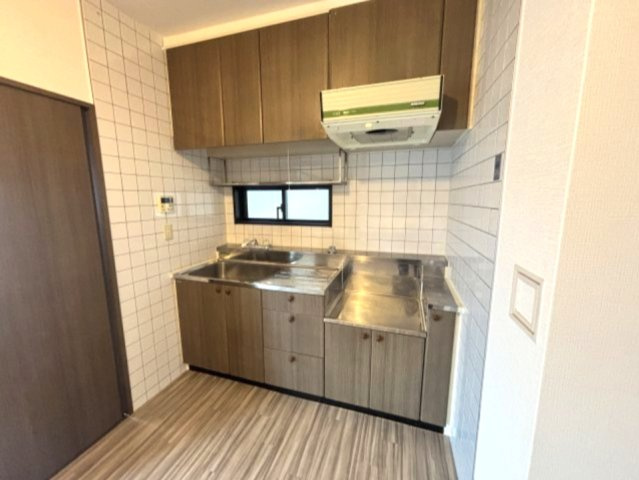 大栄・Kobe十一屋のキッチン