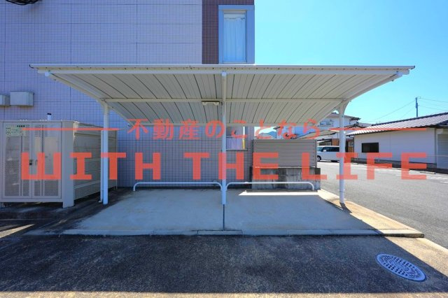 シャン・ドゥ・ポワロのその他共用部分