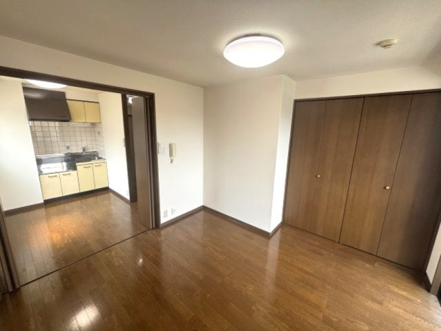 メゾンHAMの居間・リビング