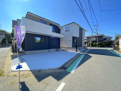 【外観】 | ＜全３棟＞広々カースペース／省エネZEH水準／下瀬谷3丁目