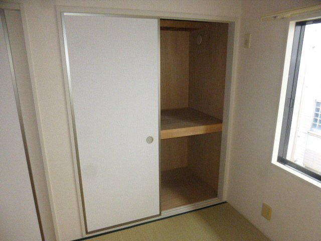 白東ハイツＡの収納