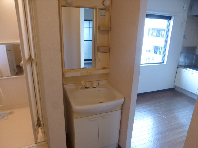 白東ハイツＡの洗面所