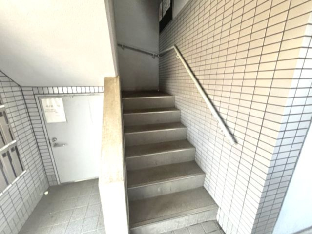 ファミーラ甲南のロビー