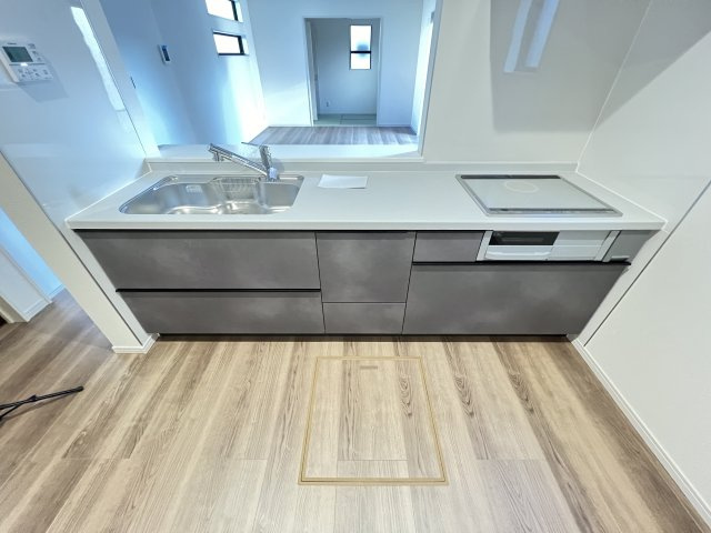 磯城郡田原本町阪手　第12期　のキッチン|オシャレなグレーカラーのキッチン