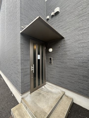 コンフォルト中山のエントランス