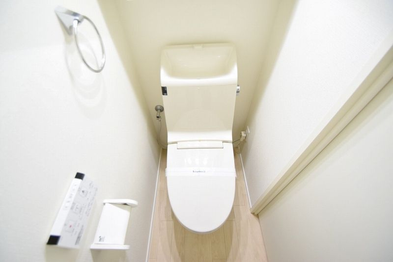 レオネクストアルバーロ原宿 のトイレ