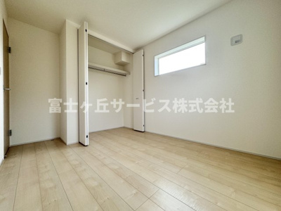 【子供部屋】 | 静岡市清水区三保 5期 新築一戸建て | 子供部屋としても使える洋室です