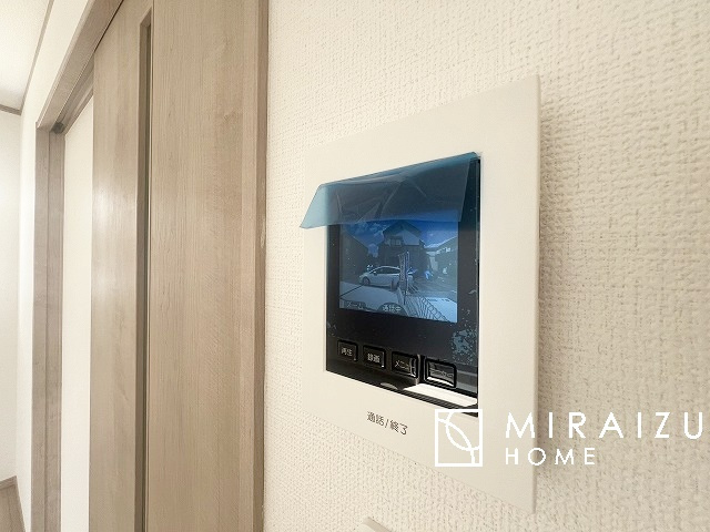 【内装】 | ご家族様のプライベート空間が確保できる素敵な間取りです。また敷地ゆったりですので、おうち時間を楽しむのにもぴったりですね♪
