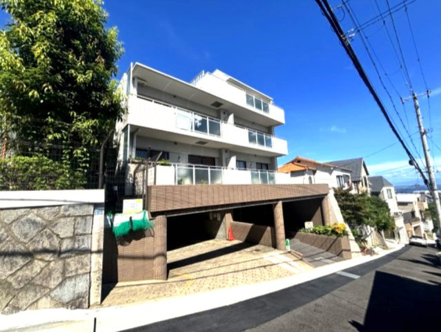 ステイツ神戸青谷・城の下通