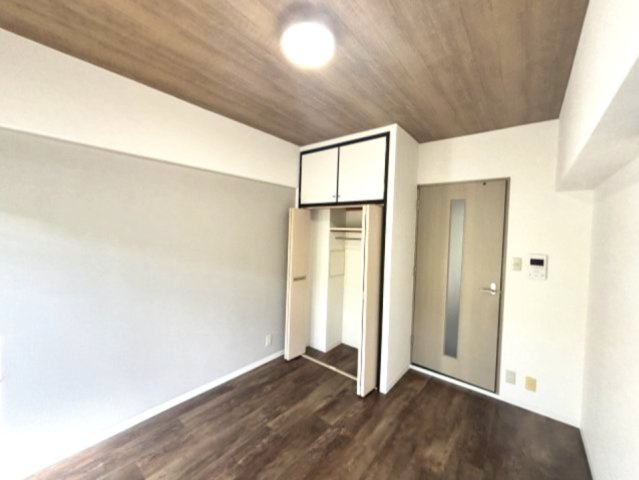 岡本南マンションの寝室