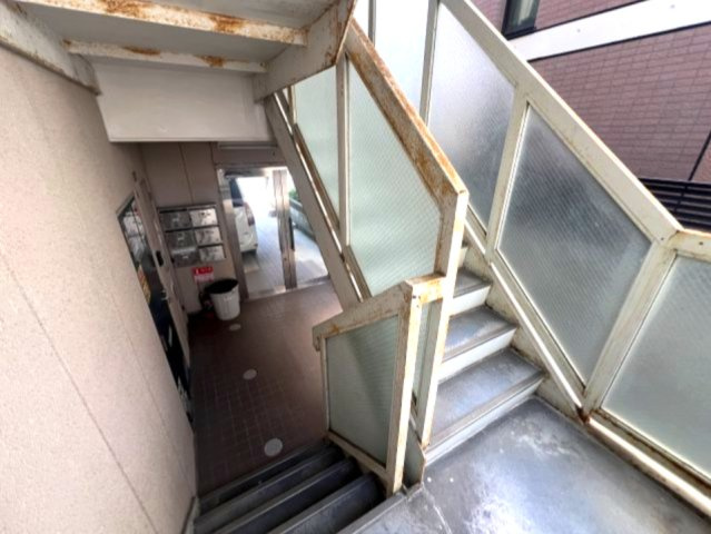 ルミエールＵＯＺＡＫＩのエントランス