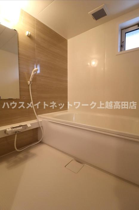 ノーブル スクエア Ｂの浴室|浴室