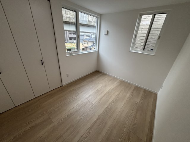 安芸郡府中町浜田本町の洋室
