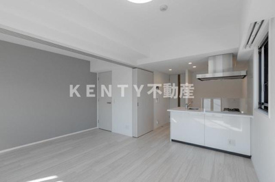 【居間・リビング】 | ＡＩＦＬＡＴ馬込 | ゆったり過ごせる居間です