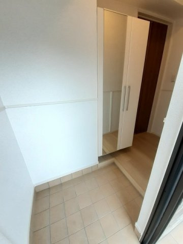 ロータスの玄関|毎日通る玄関はこちらです