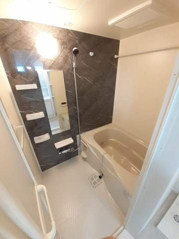 ロータスの浴室|コンパクトで使いやすいお風呂です