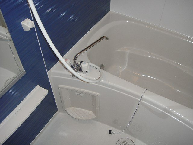 サン　ヴィレッジ　宝谷の浴室|日々の暮らしに欠かせないお風呂です