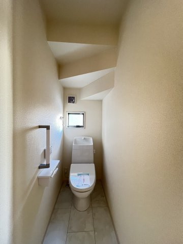 磯城郡田原本町阪手　第12期　のトイレ|温水洗浄便座付きトイレ