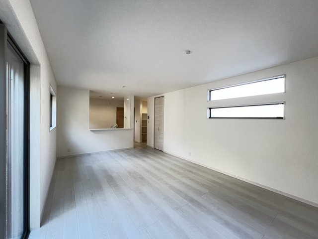 磯城郡田原本町阪手　第12期　の居間・リビング|みんなが集まれる明るいLDK