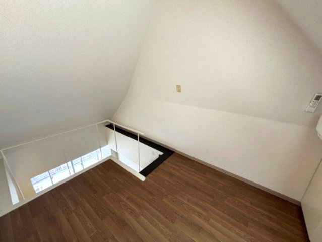 岡本甲南ビルの寝室