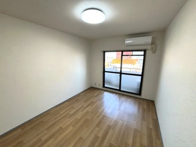 グランディア　摩耶ＬＥＧＥＮＤの居間・リビング