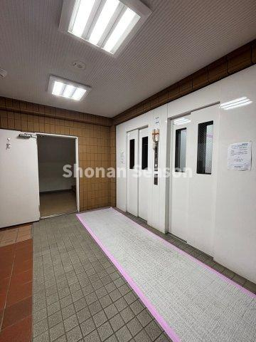 【その他】 | 9階建て4階部分〇昇降楽々のエレベーター付きマンションです。