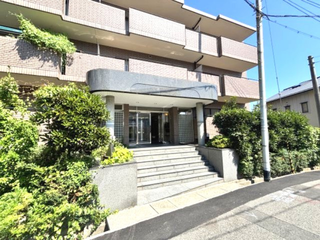 シュネルパークレジデンス　のエントランス